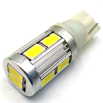 T10-10smd-5630-silve Светодиодная лампа T10 10 smd 5630 серебристая, белый 12 вольт. (W5W) L083